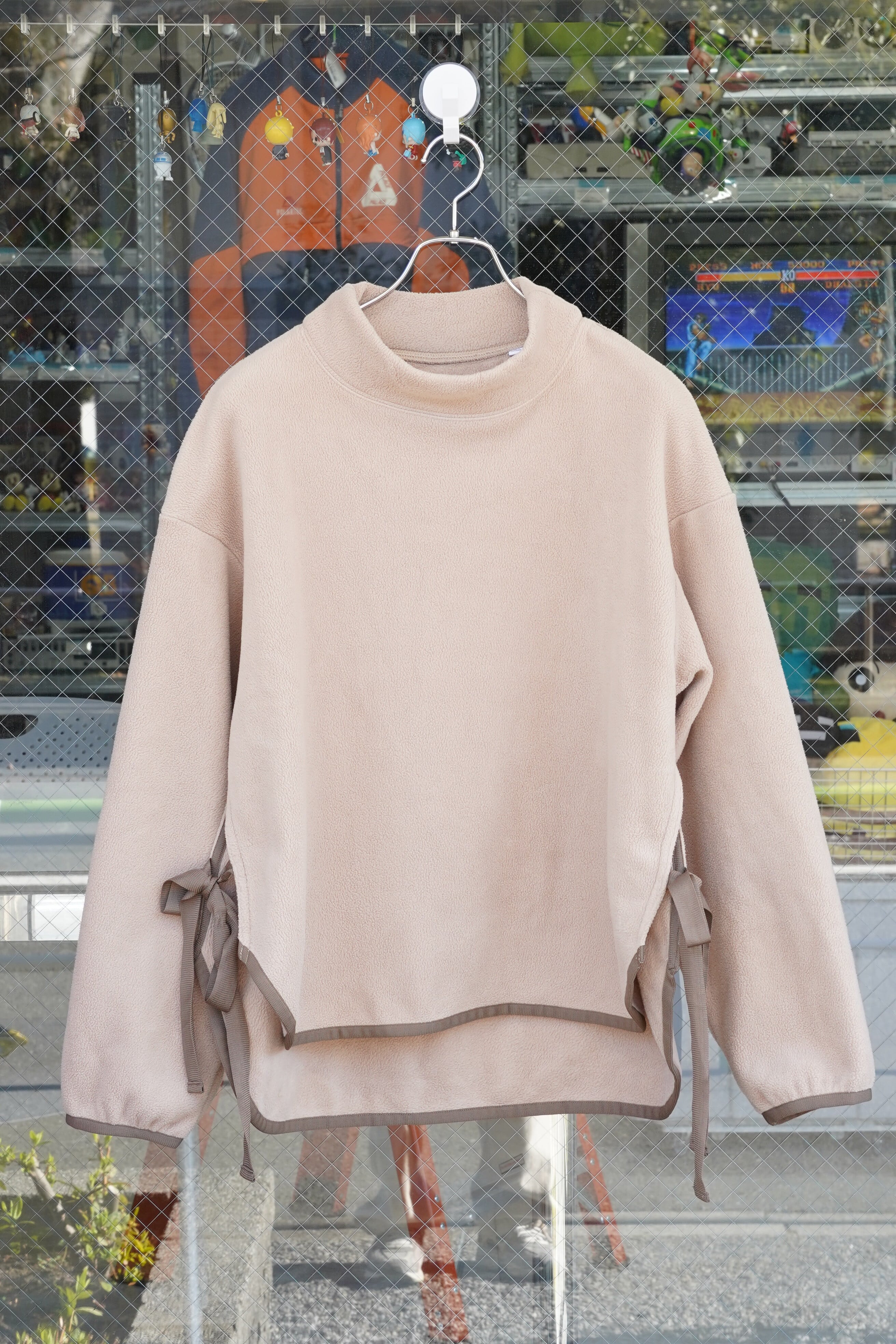 UNIQLO × White Mountaineering フリース オーバーサイズ モックネック プルオーバー(長袖) ベージュ / Lサイズ