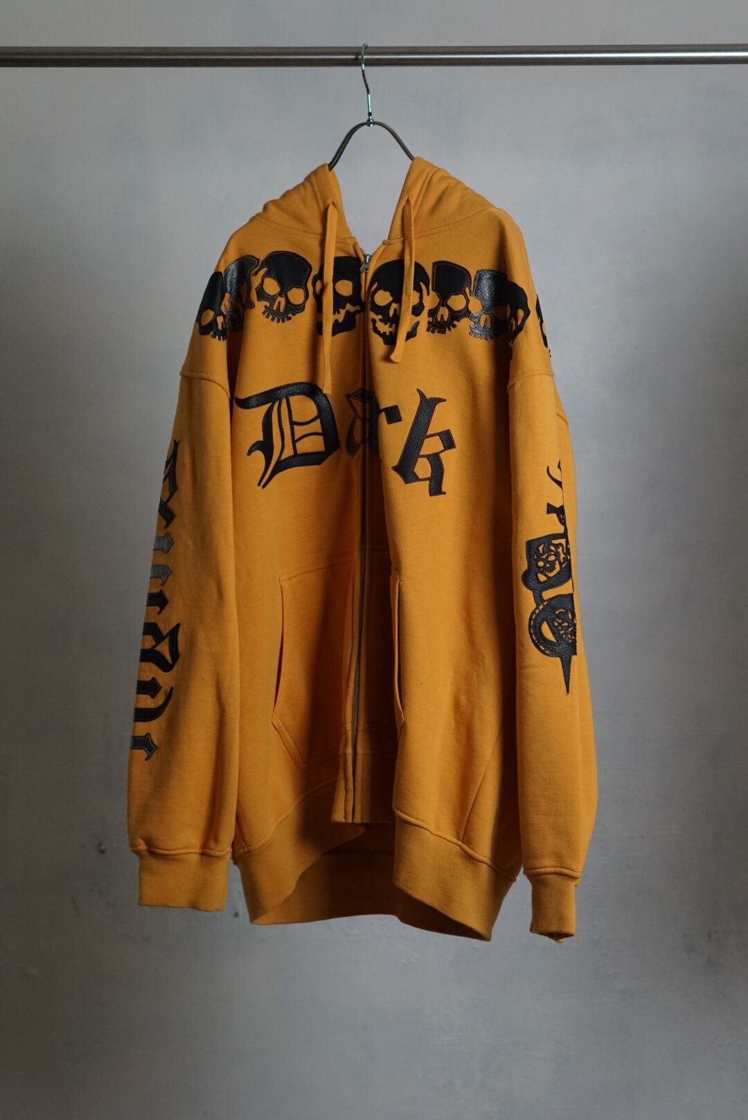 Y2K DESIGN SWEAT HOODY