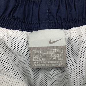 ナイキ　レトロ　ショートパンツ　スイムショーツ　ナイロンショーツ　刺繍ロゴ