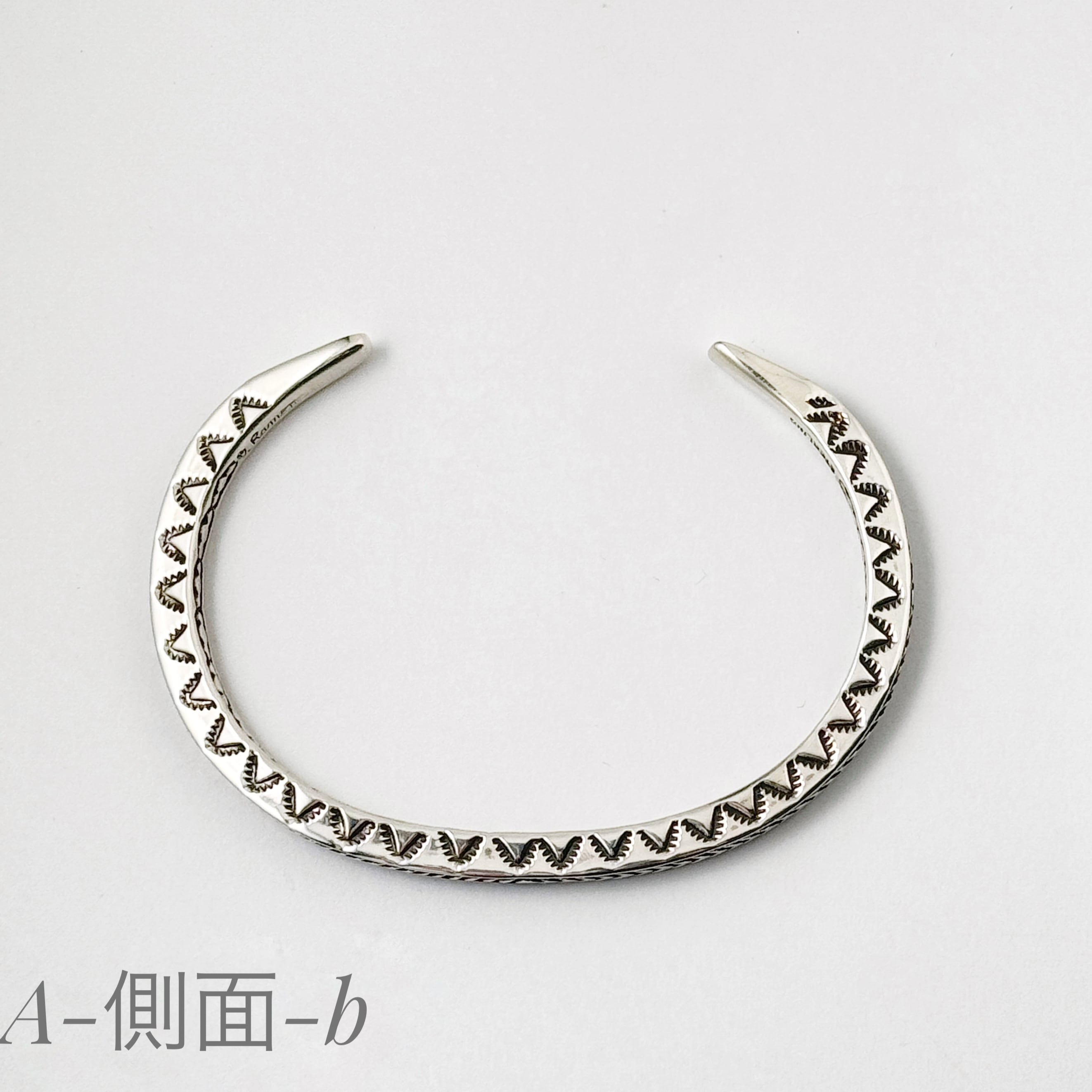 Indian Jewelry 》オール スタンプワーク バングル | 【公式通販】鎌倉