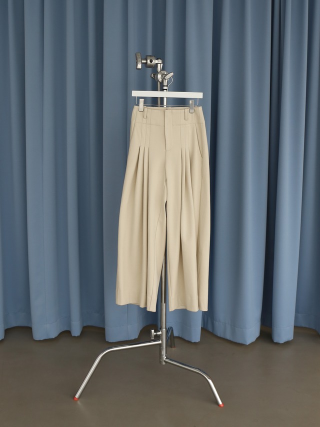 3tuck wide slacks（ivory）