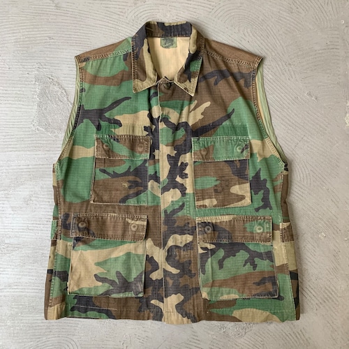 Camo pattern vest (O395)