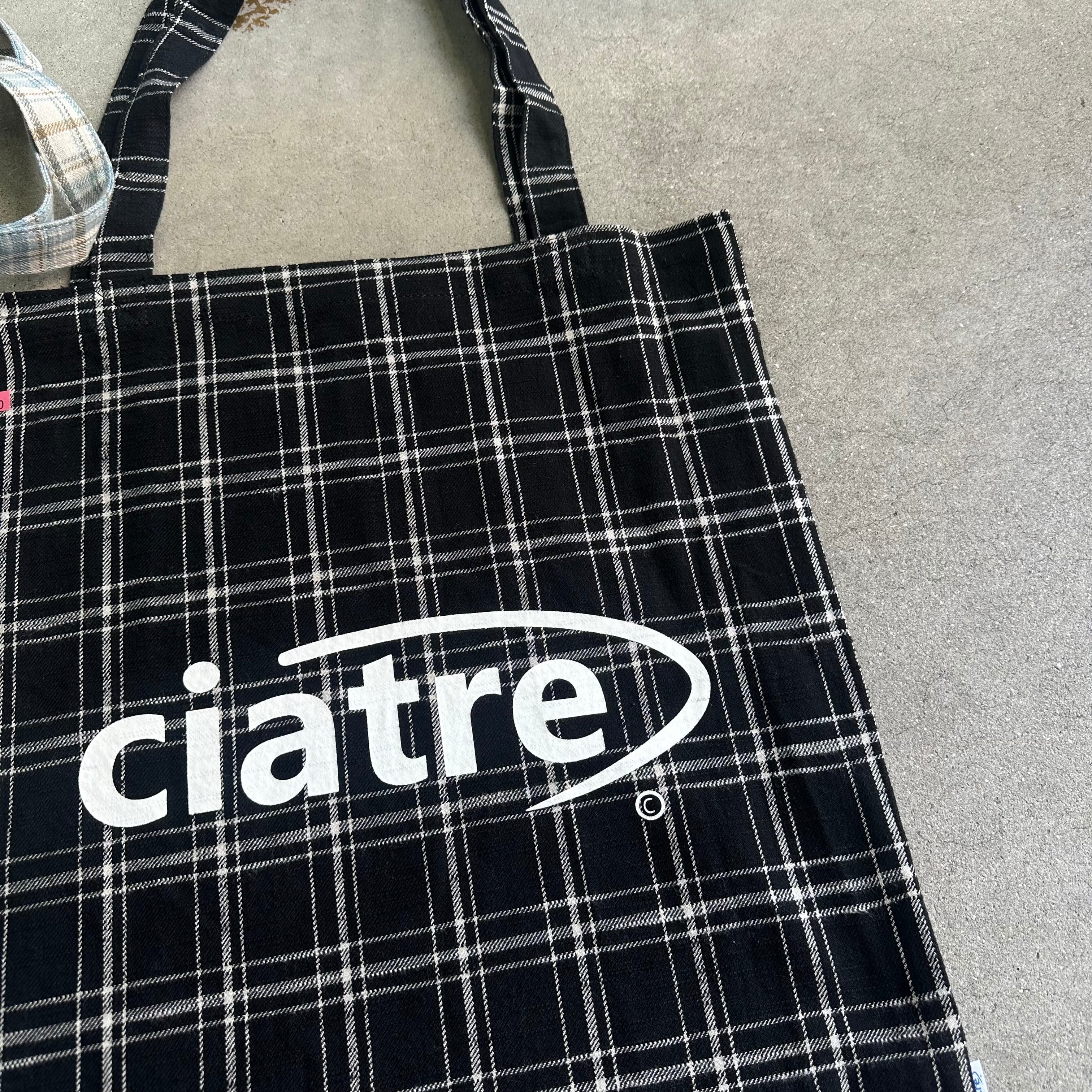 ciatre check tote bag ©︎2025 | 2025 ciatre