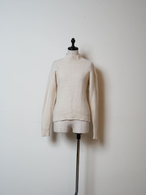 summit hill サミットヒル ケーブル編みタートルネックセーター