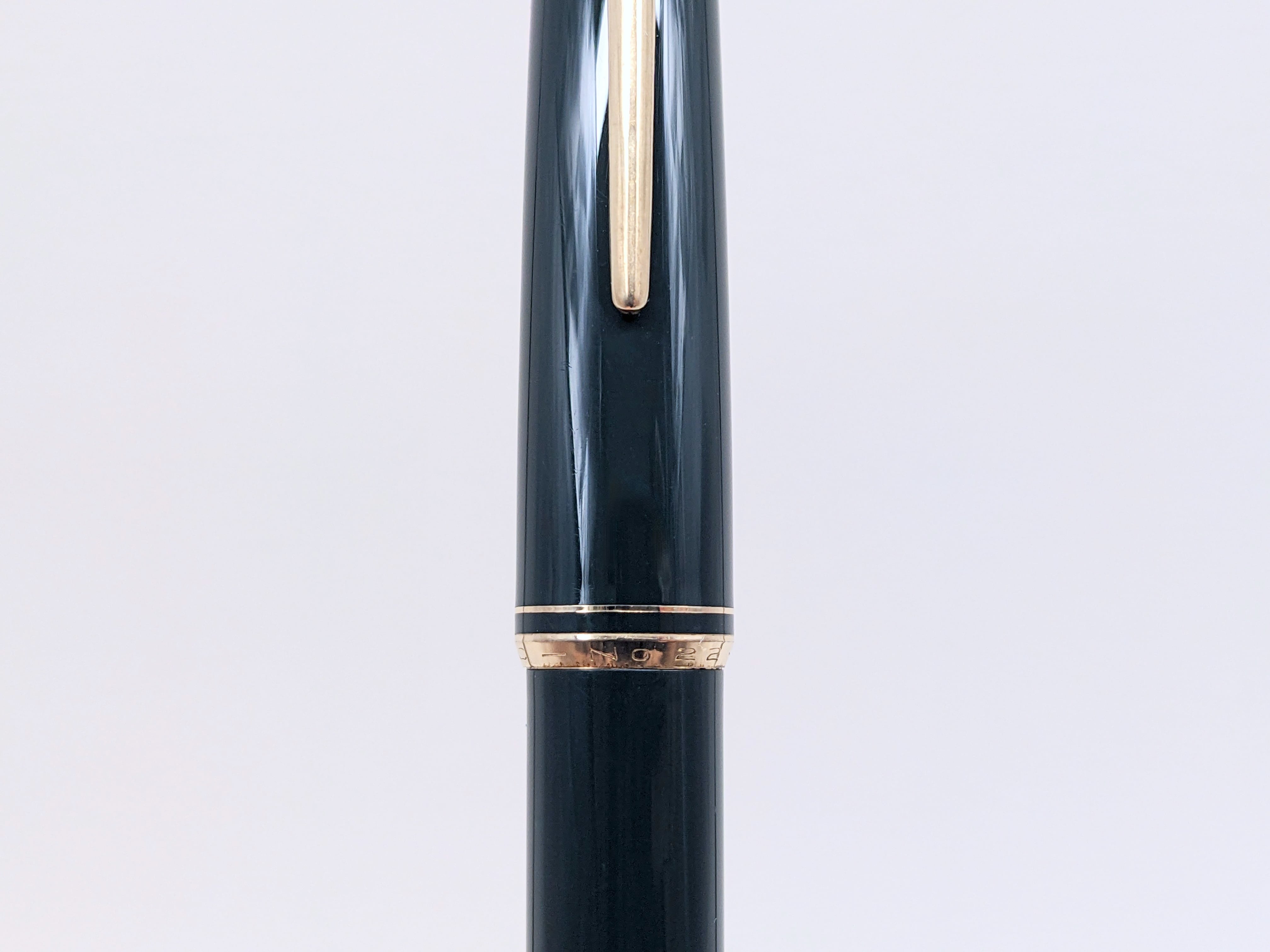 60s モンブラン No 22 緑 MONTBLANC No 22 （中字） 14K 03536