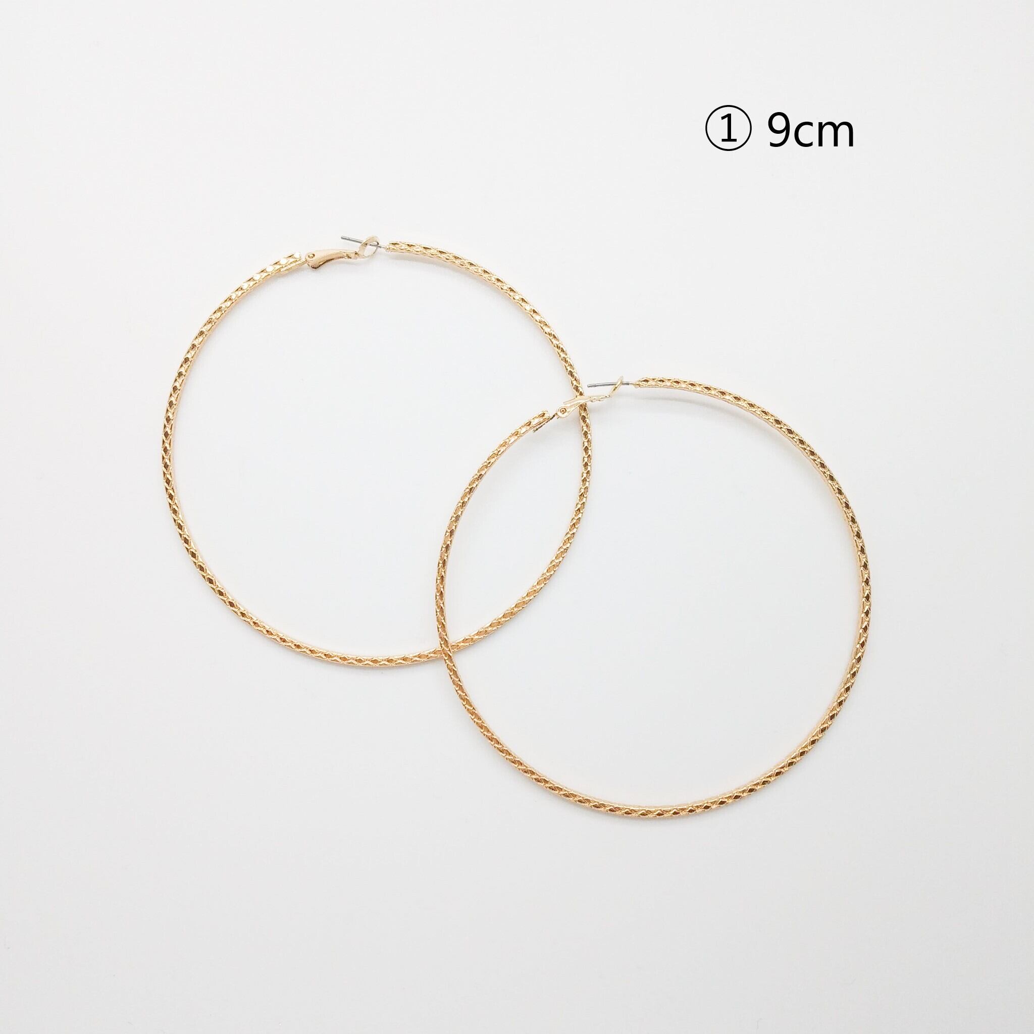 ゴールド 大振りフープピアス 3サイズ ダンス イベント クラブ フェス 大振り アクセサリー 定番