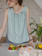 Aquarelle Ribbon Sleeveless Blouse F0719