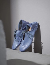 レトロシンプル パンプス