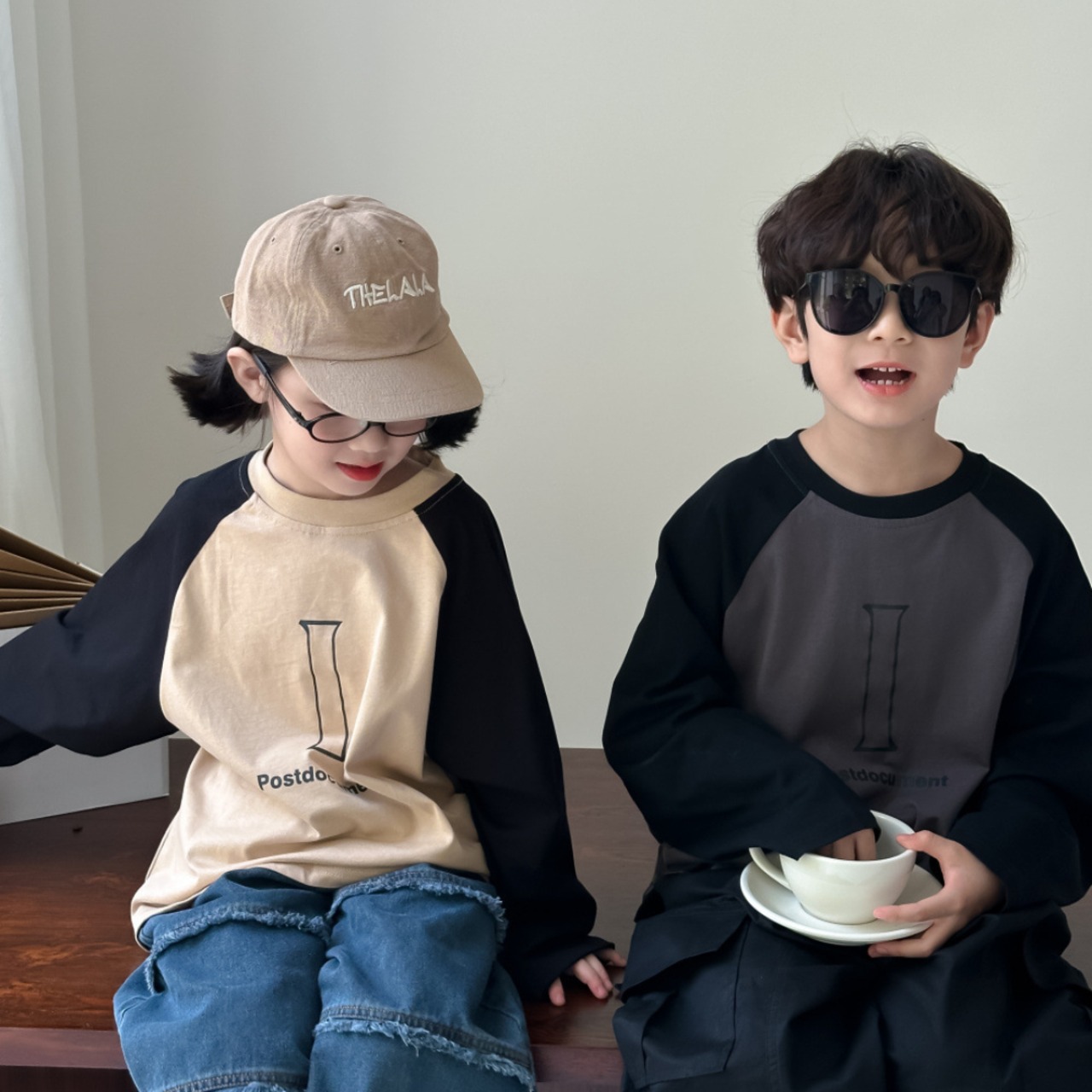 秋ラグラン英字柄カジュアルTシャツ2色