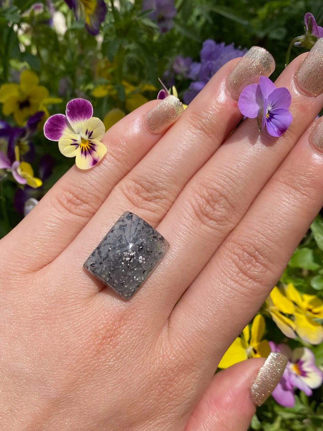 16.2ct レア 天然 ブラックサンストーン 日長石 ギャラクシーサン 