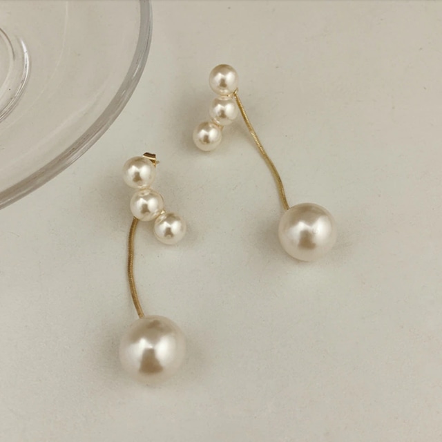 TRIPLE PEARL LONG PIERCE