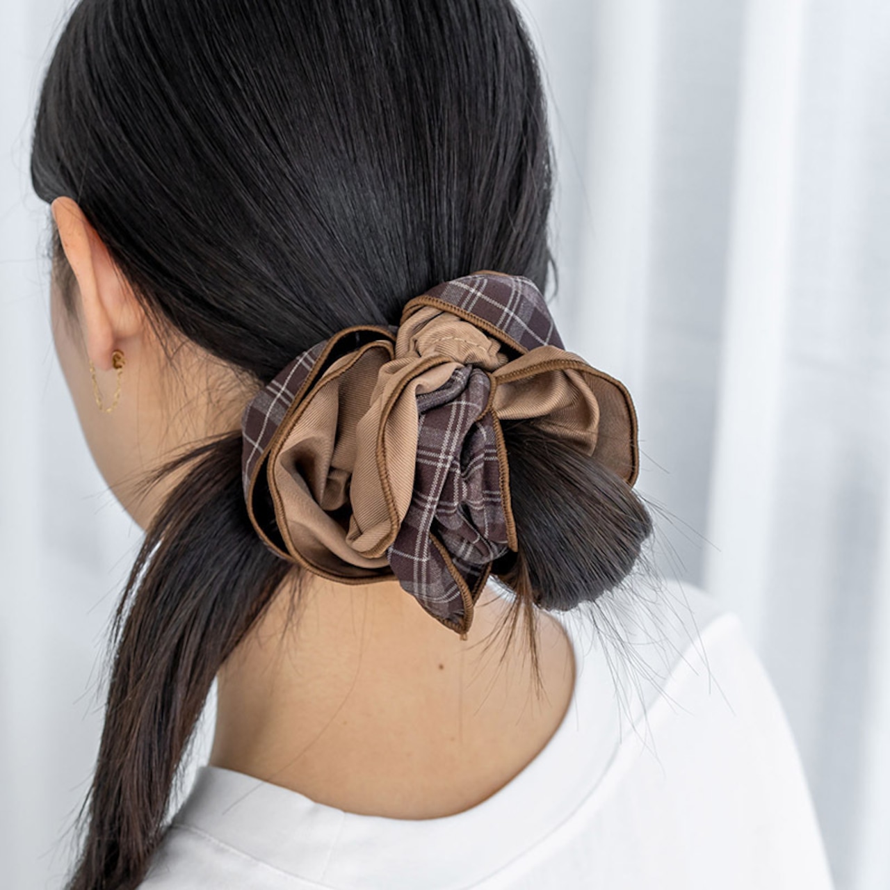 【ネコポス便】ヘアアクセ シュシュ 特大 ビッグシュシュ チェック柄 無地 リバーシブル バイカラー パイピング ヘアアクセサリー 大きめ 2590