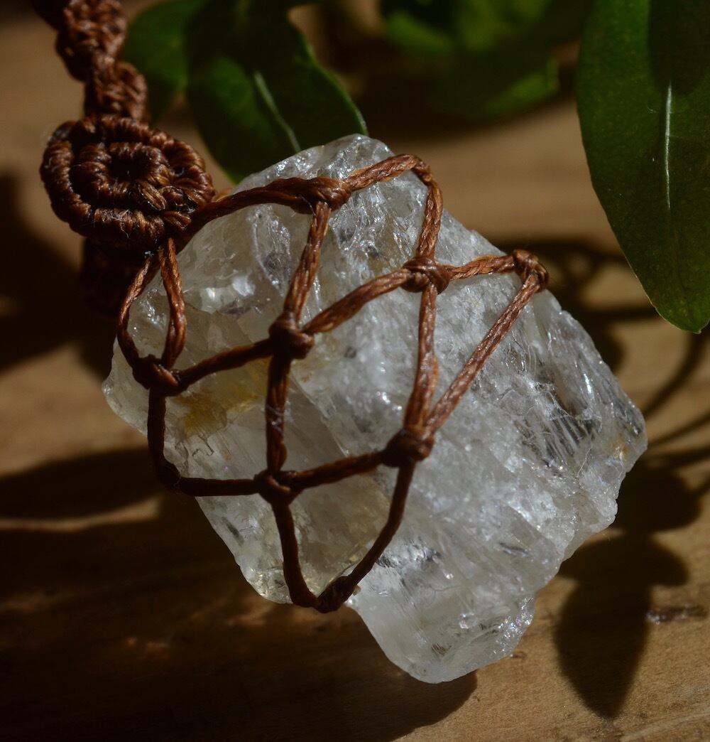 ペタライト原石マクラメペンダント(CASA BLESSING®︎)petalt-0018