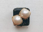 Vintage gold&pearlcolor earring