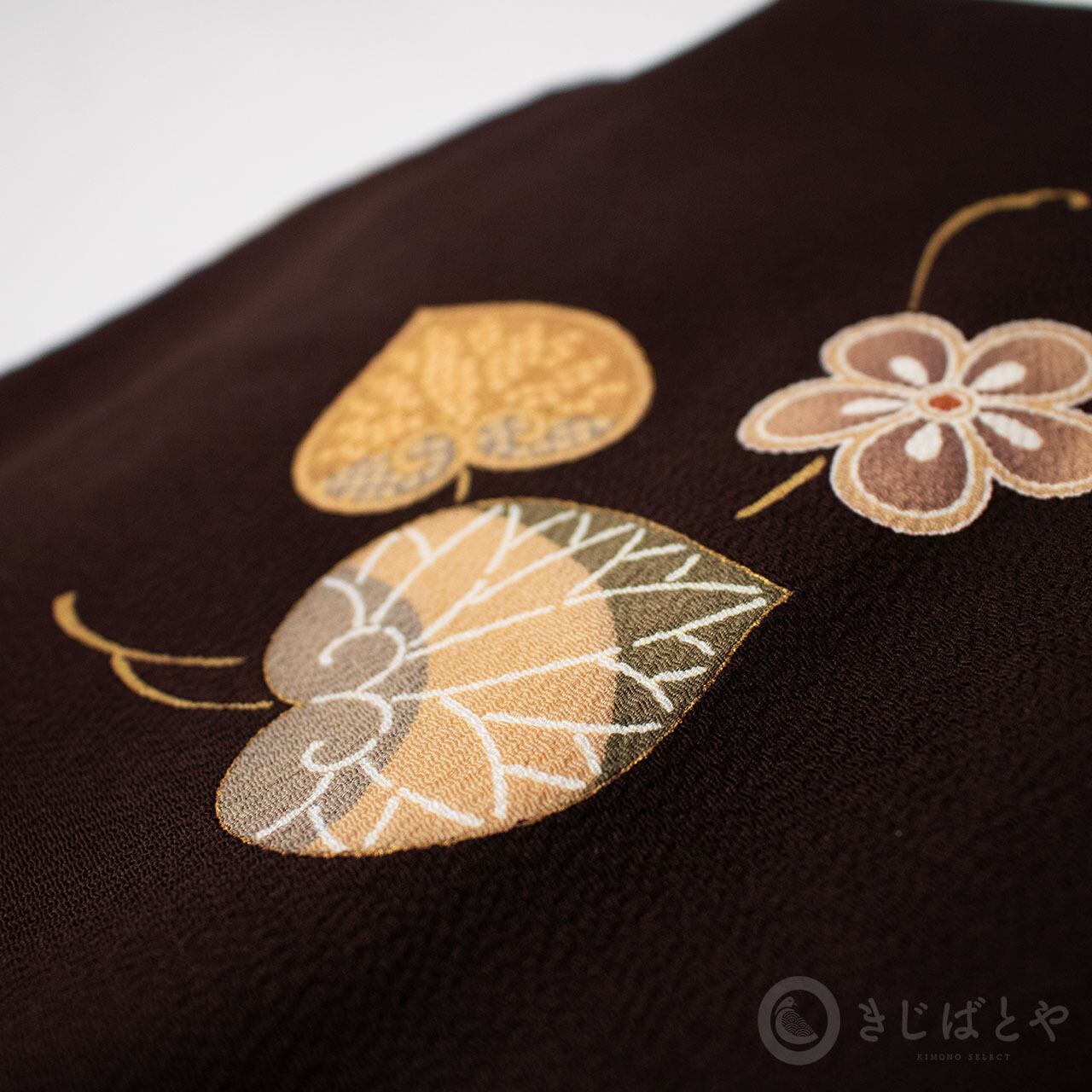 正絹ちりめん 墨色の飛び柄小紋 袷 | きじばとや