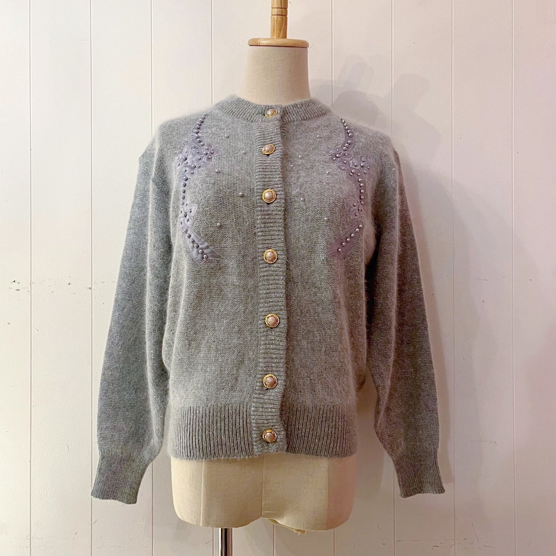 gray flower beads knit cardigan