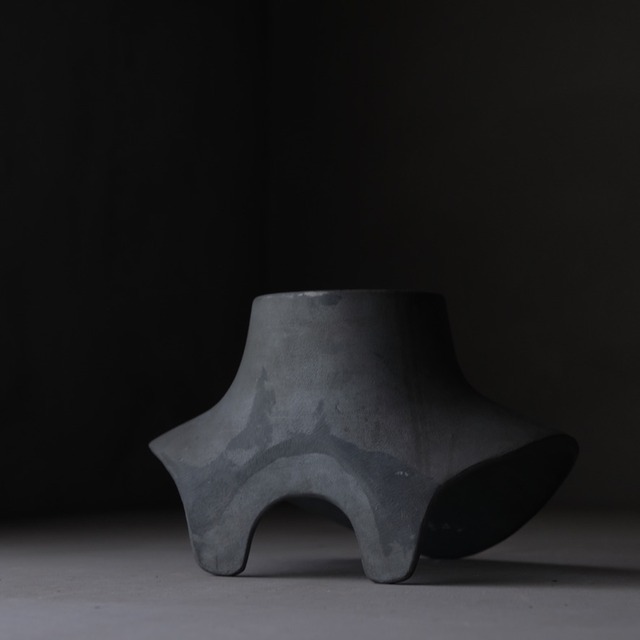 Iron workbench