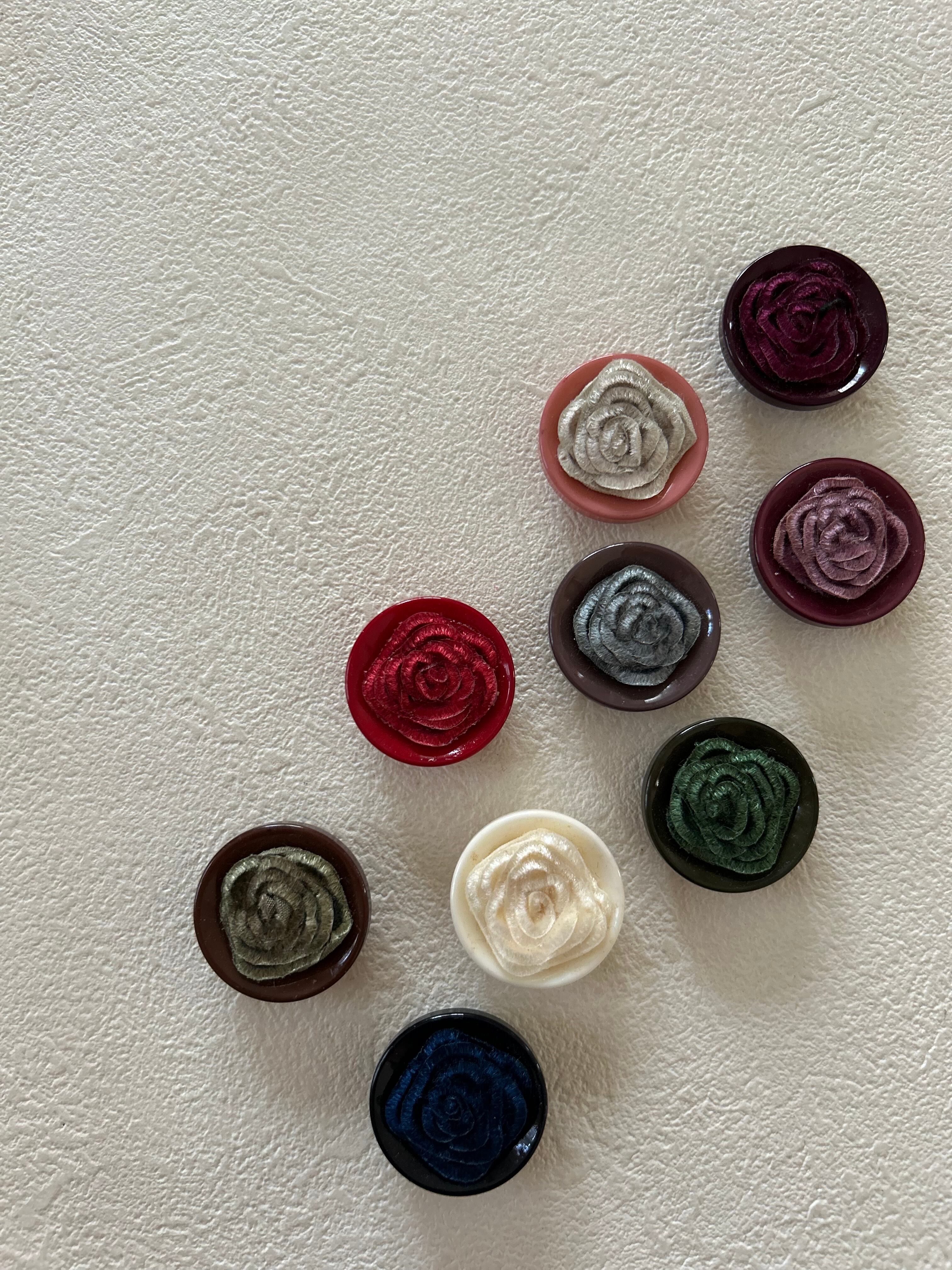 フランスVintage モードコレクション用 ボタン プラスチック×ベルベット フラワー 25mm アクセサリーパーツ デコレーション材