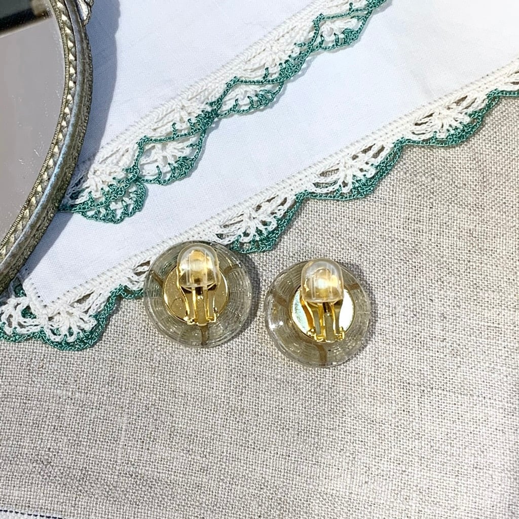 チェコ ヴィンテージ ガラスボタンのイヤリング・ピアス (クリア