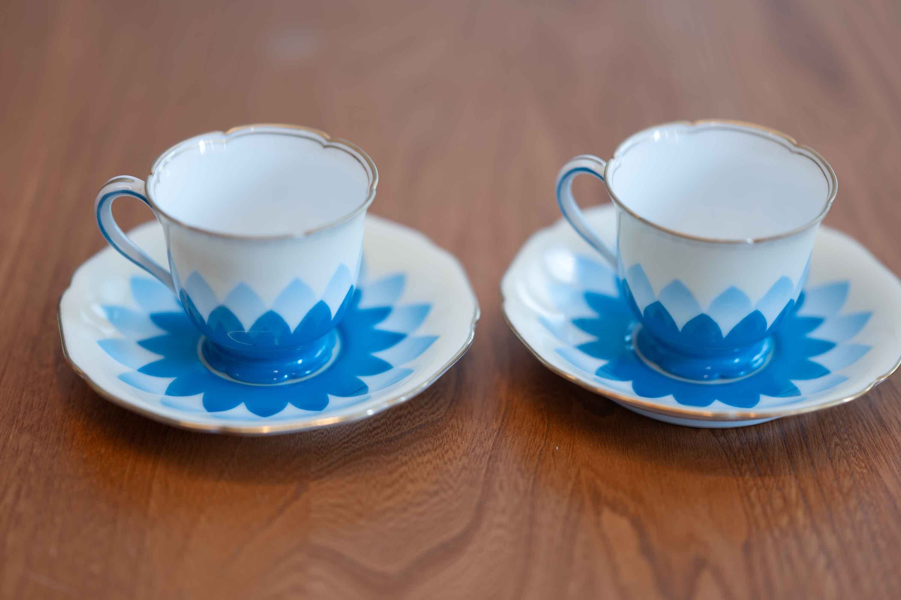 ファイヤーキングの ターコイズブルー スウェディッシュモダンボウル