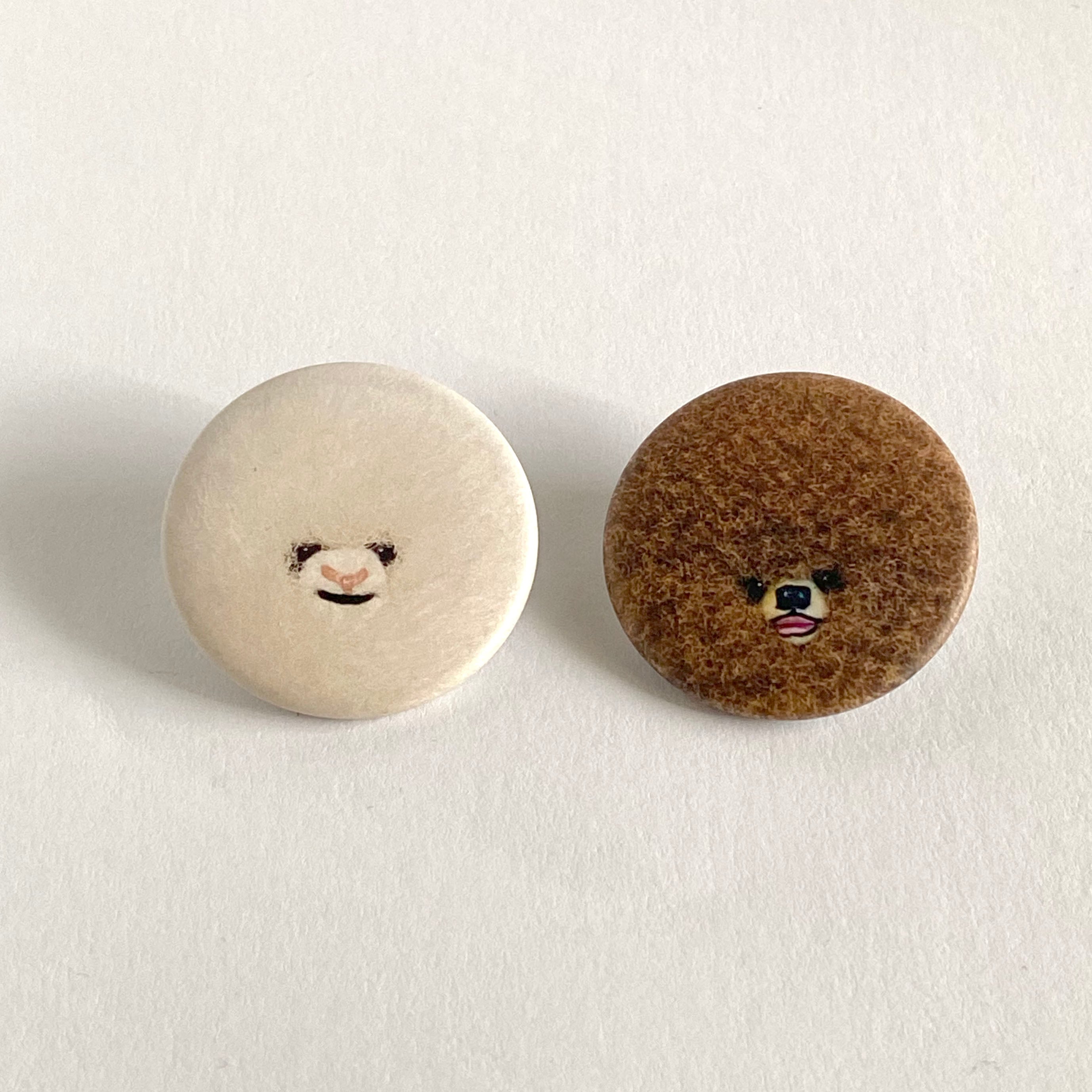 缶バッジ(ねずじろう・くま) | きたむらかの ぬいぐるみたち
