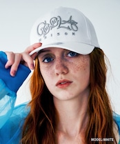 MAISON COOLA 3D Emb CAP (WHITE) CQ-46502