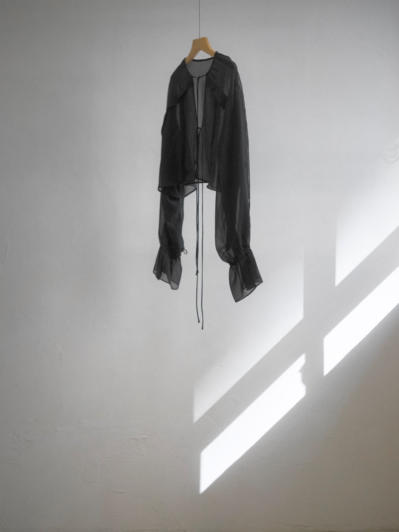 Sheer Crop Bolero  / BLACK - 1