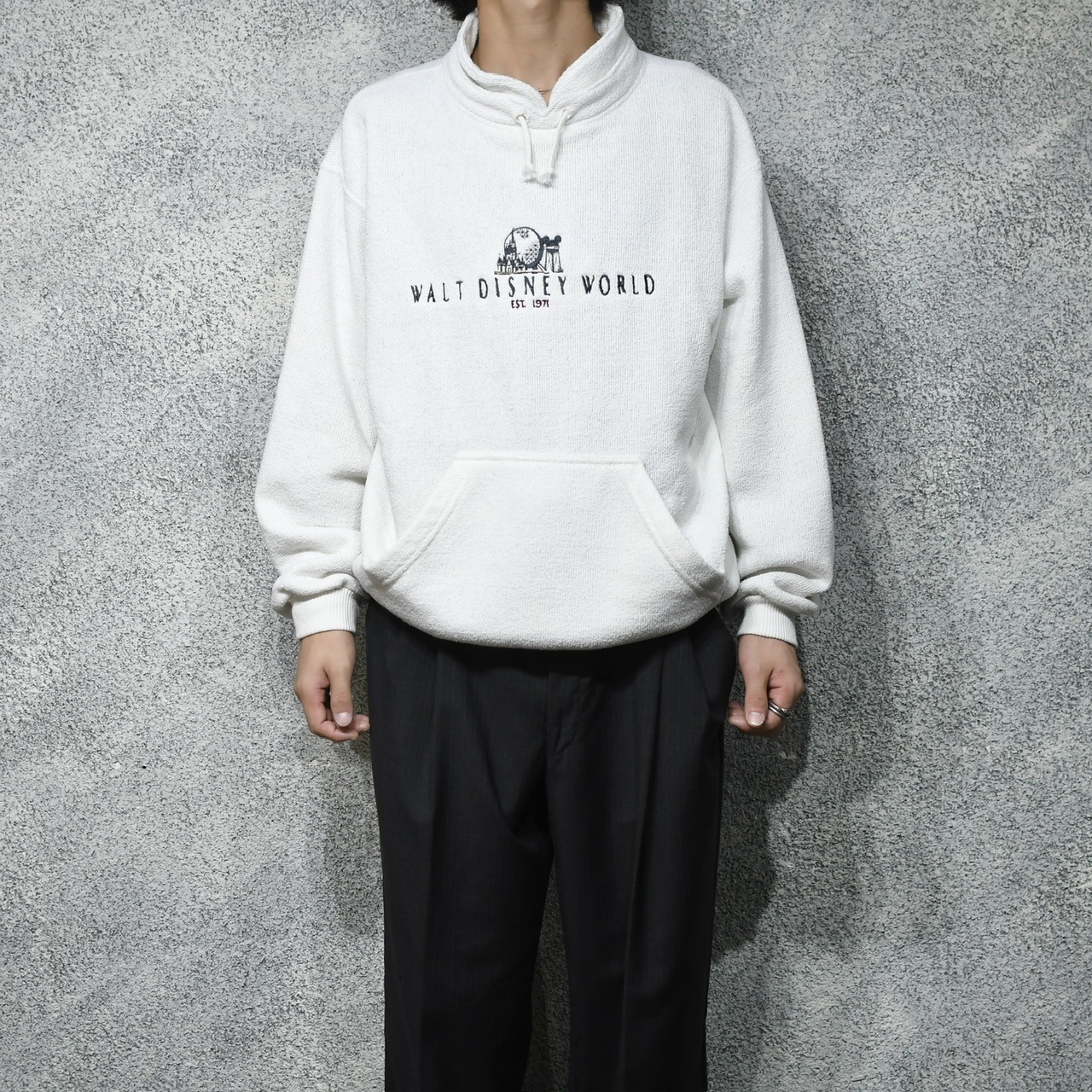 Walt Disney World souvenir design sweat