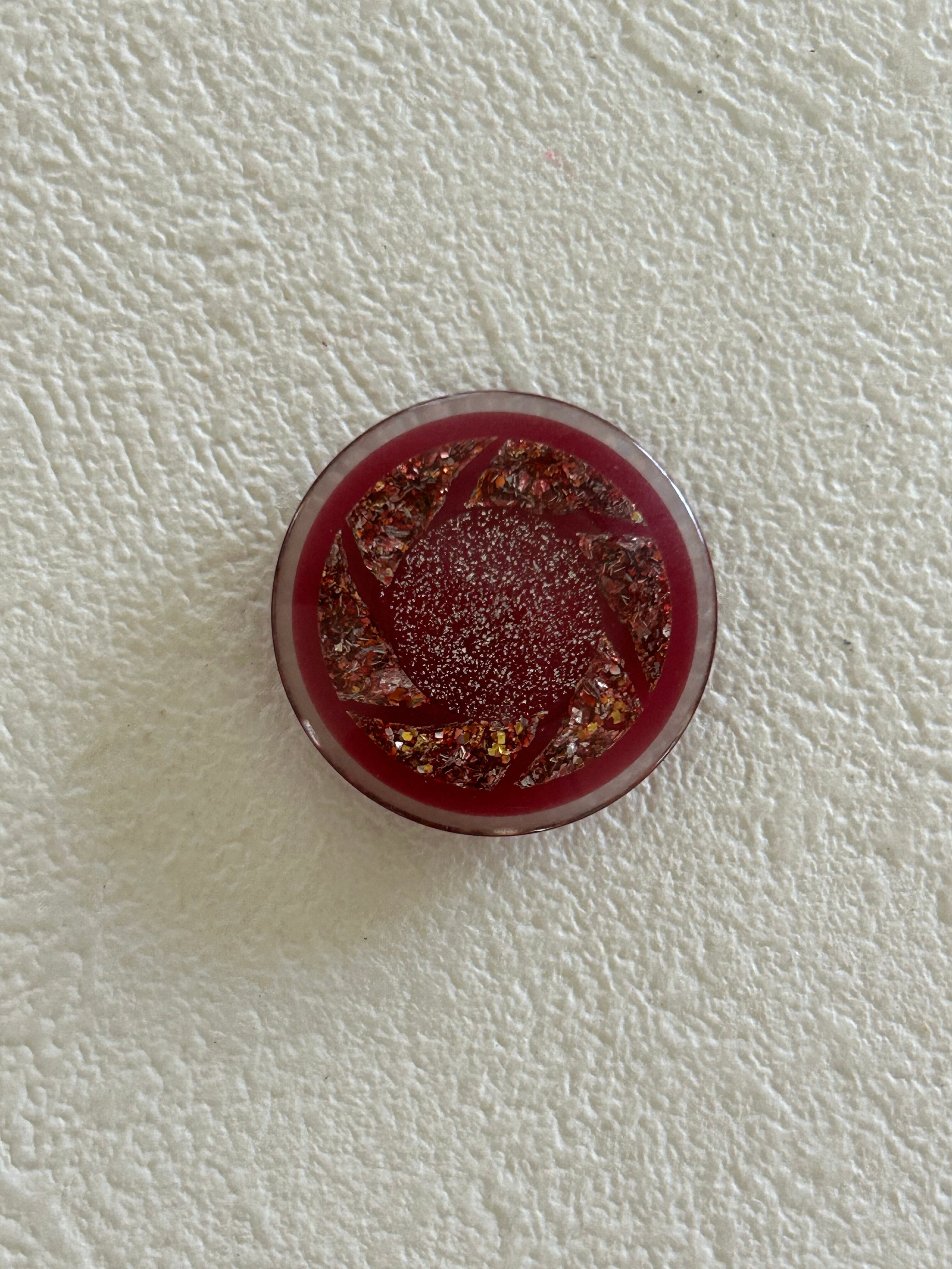 Japanese Vintage ボタン 23mm ワインレッド×マルチカラー グリッター プラスチックボタン 昭和レトロ アクセサリーパーツ 装飾材 カルトナージュ