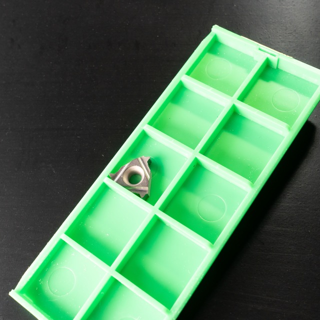 京セラ TNN32ER11W:TC60M（開封品1個入）