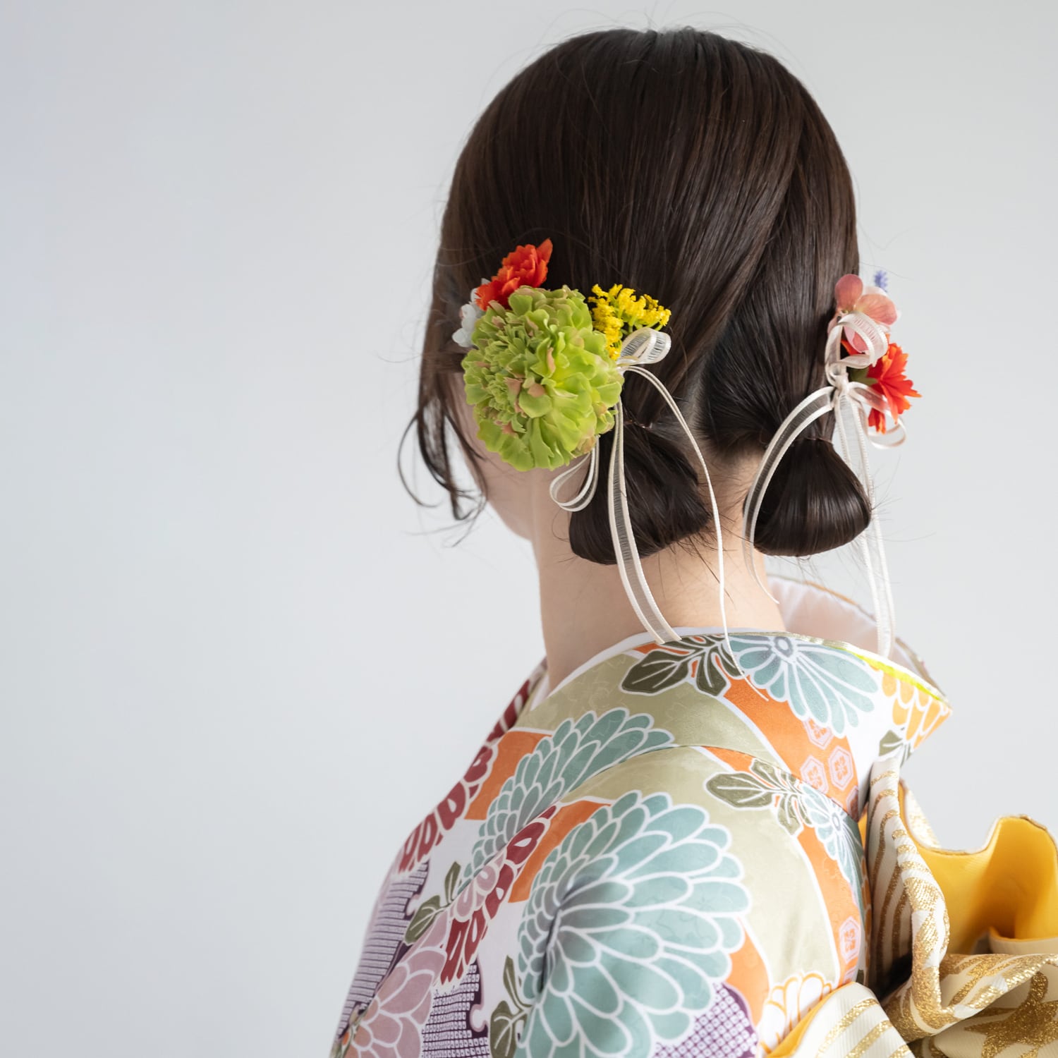 【タイトツインお団子リボンヘアアレンジヘッドドレスS】ピンク/赤紫/白の成人式振袖髪飾り＆リボンホワイトゴールド/卒業式袴/和装前撮り/和装結婚式白無垢/色打掛/卒園式の教員様✳︎ボブ/ロブ/ミディアムに人気の髪型タイトツインお団子リボンヘアアレンジ