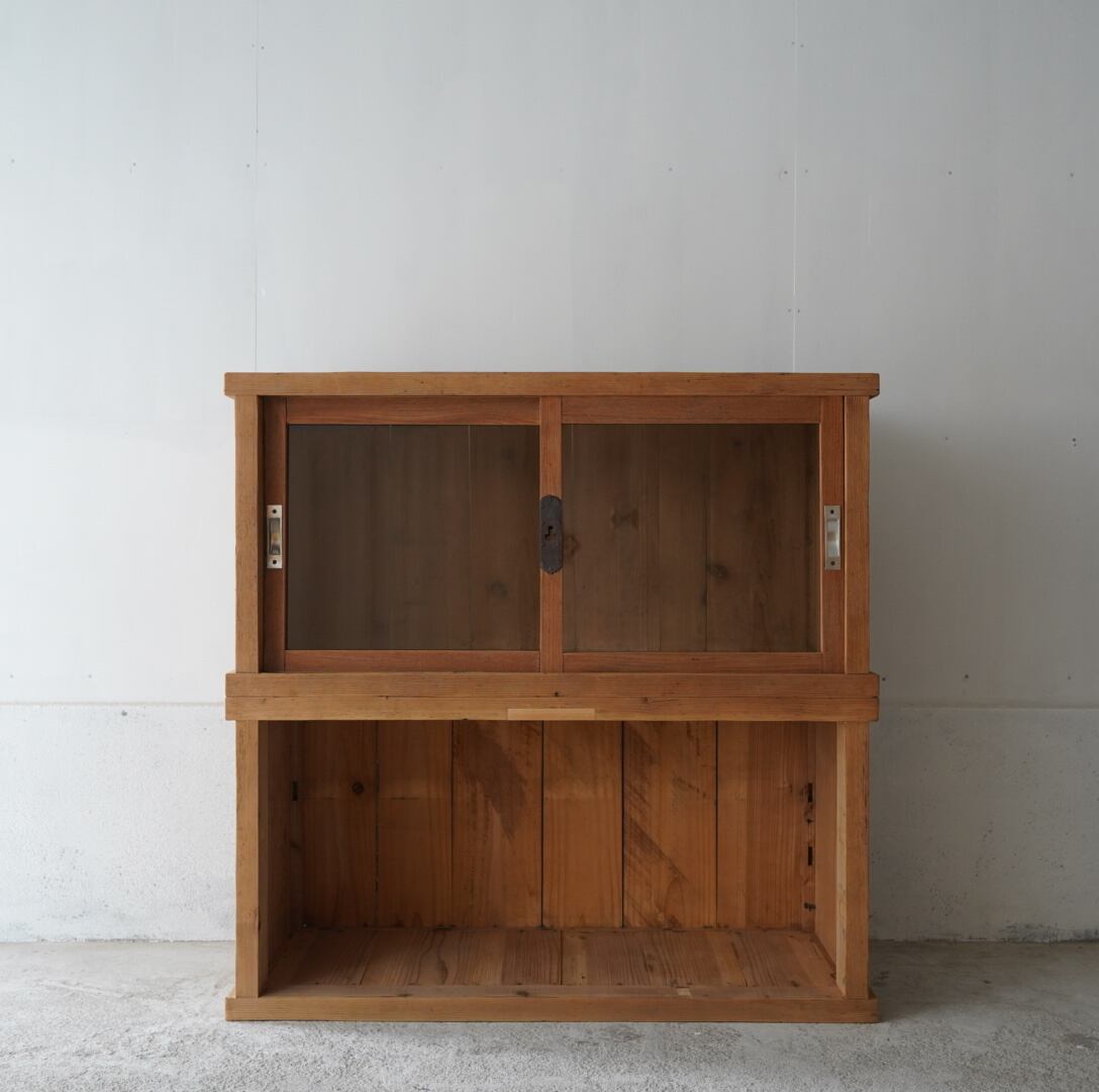 【商談中】古い2段のガラス戸棚