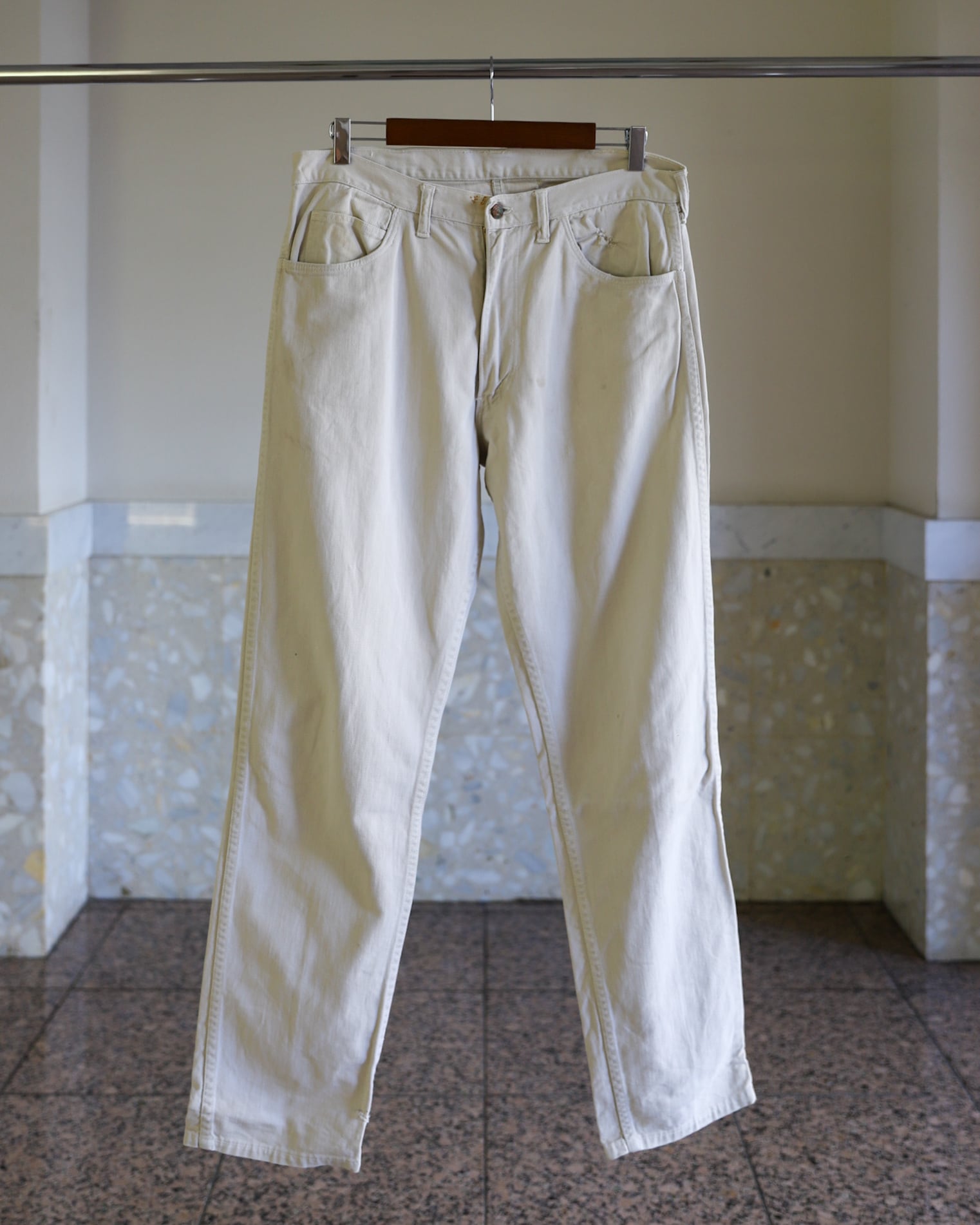 逸品】60s LEVIS BigE special vintage cotton pants fade White Made