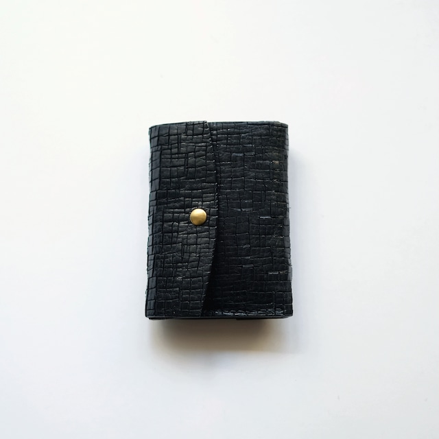 tri-fold wallet - bk - crack