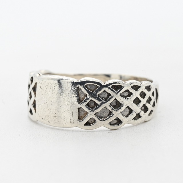 Celtic Knot Designed Arm Signet Ring #20.0 / England