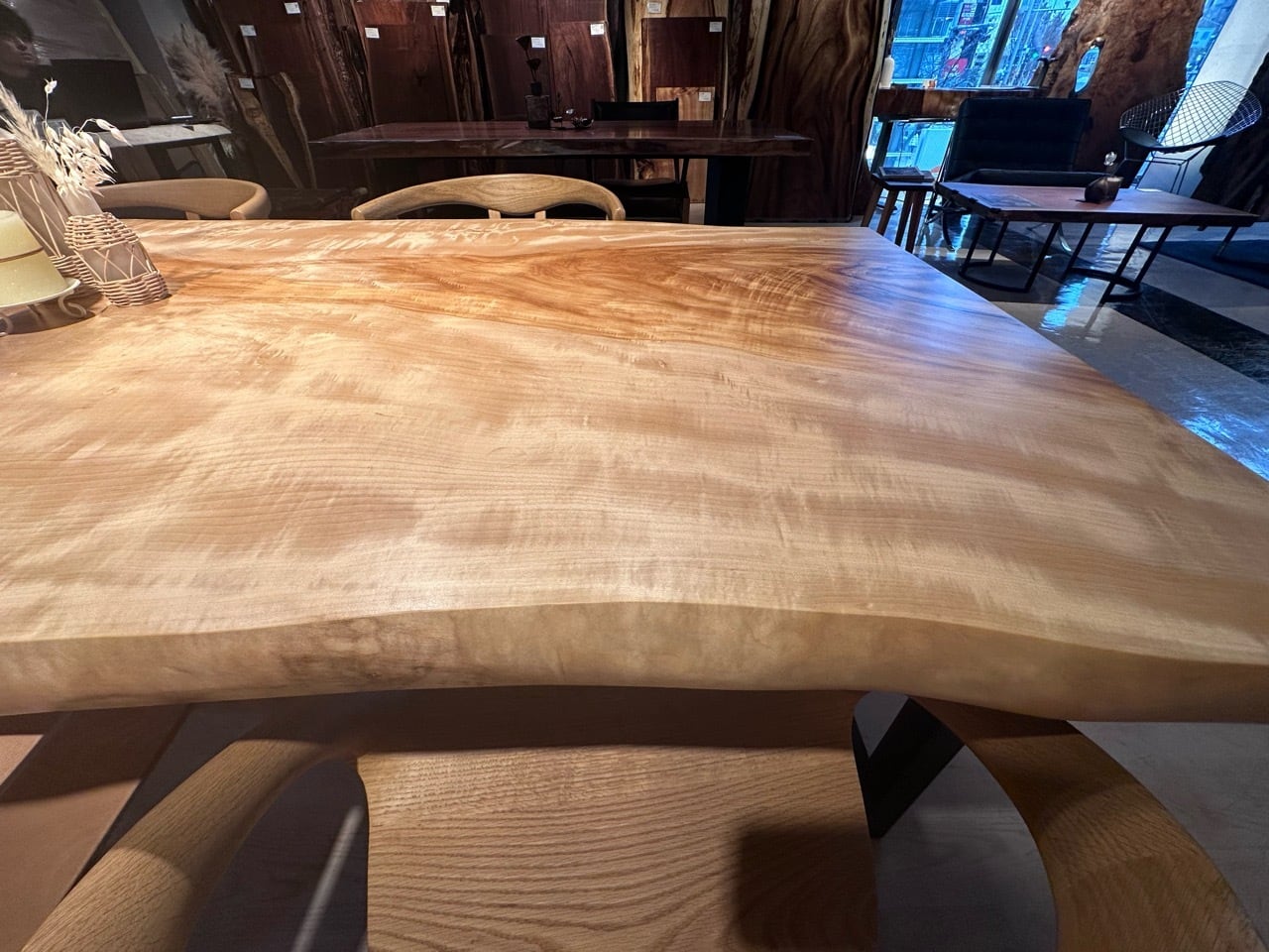 栃の木テーブル K様商談中12/28迄 【Premium】栃（トチ）_2100×830-900-980×55_青山店_