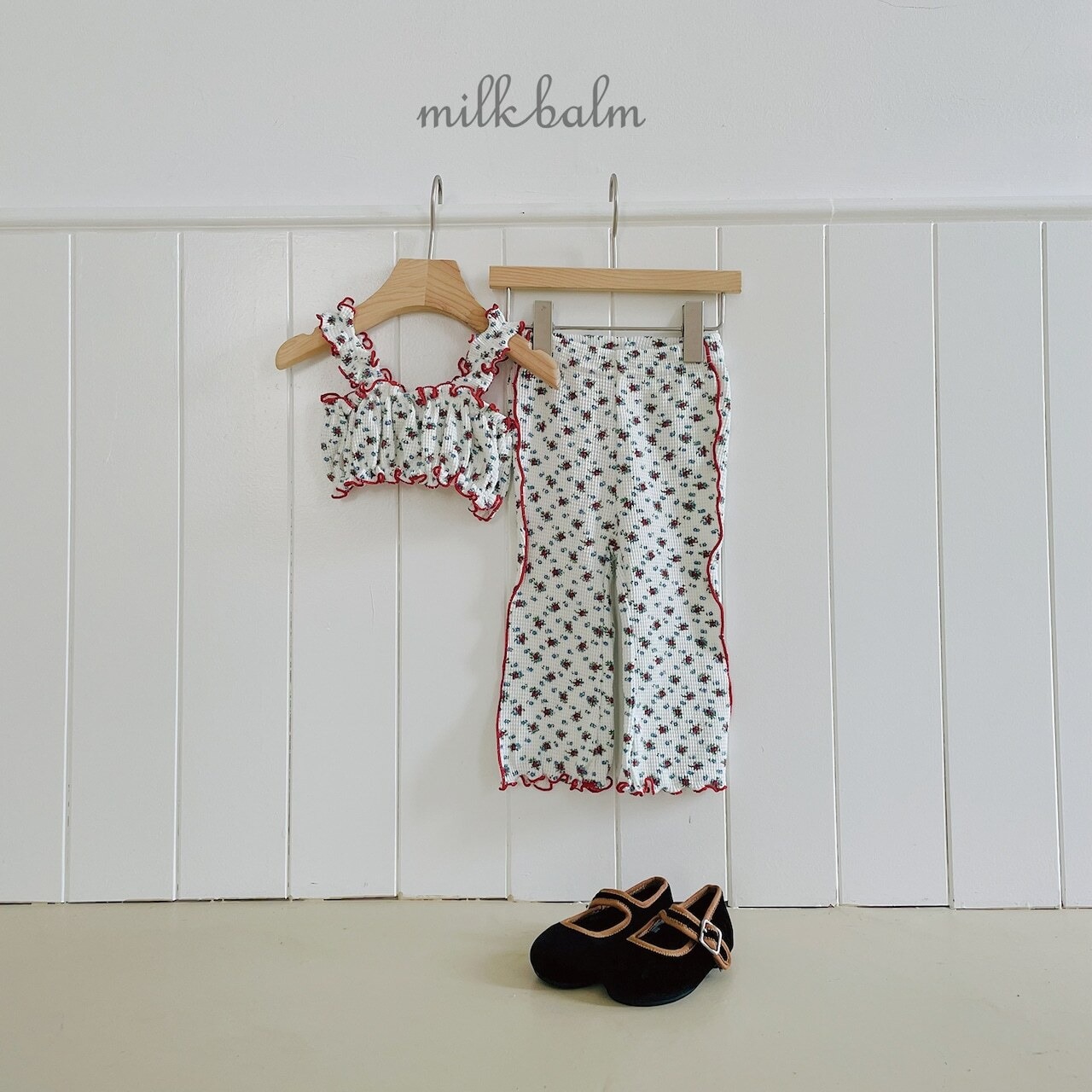 韓国子供服 / 26Autumn / Milkbalm / ブルーム ワッフルパンツ / 女子服 / キッズ服 / 秋服 *XS~XL*