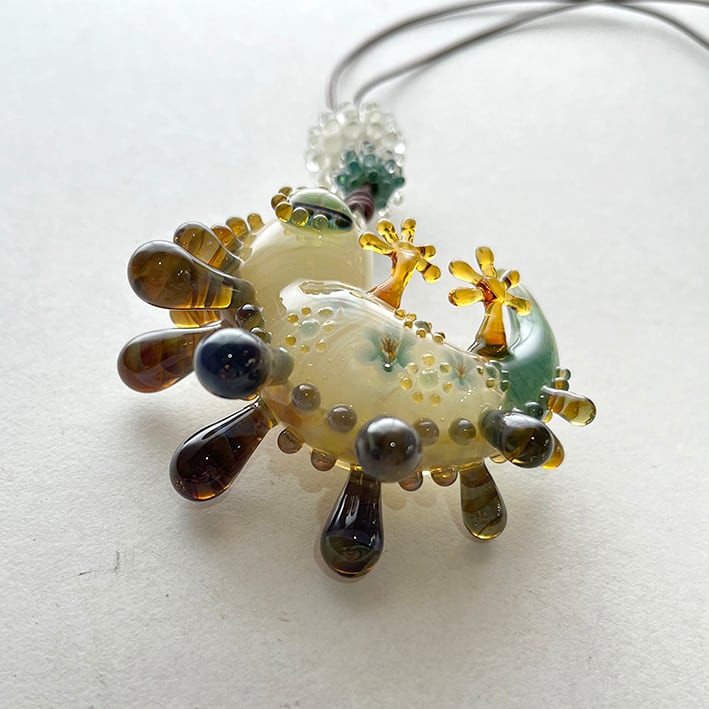 carry me　クレステッドゲッコー