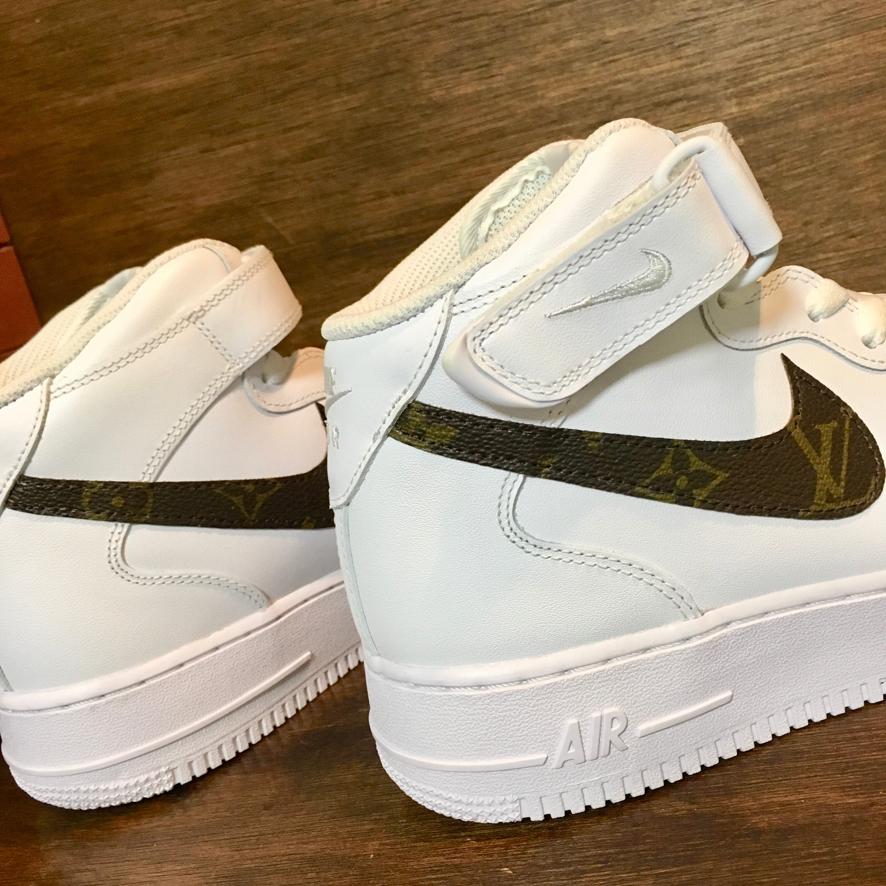 スニーカー28cm NIKE AIR FORCE 1 '07 LE 