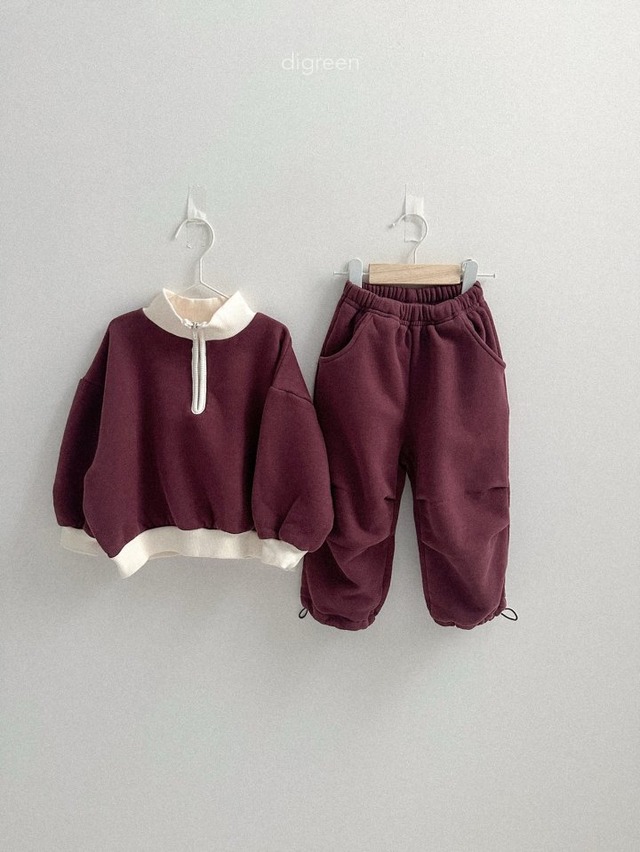 digreen25wn_Line Zip Up