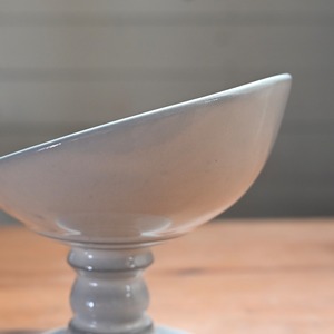 rpm /  歪んだコンポート 白妙〈陶器・食器・お皿・コンポート・ケーキスタンド・ディスプレイ 〉