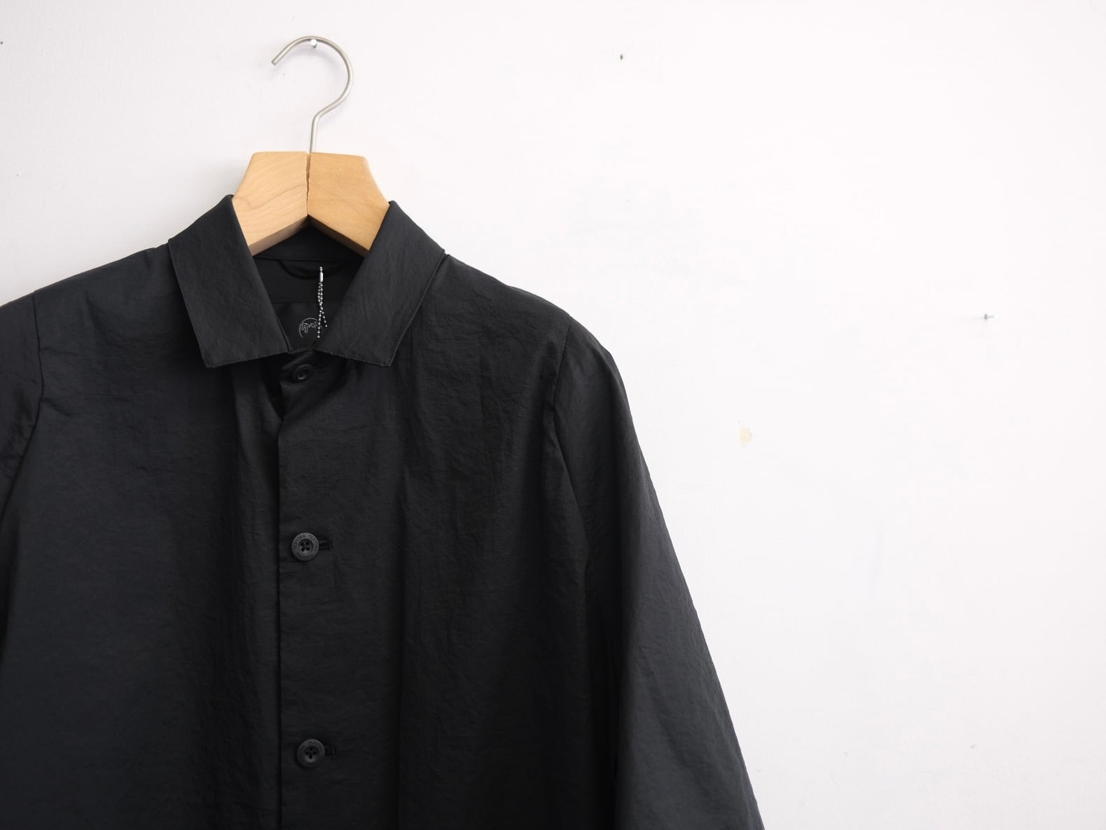 TEATORA” CARTRIDGE SHIRT S/S - AQ BLACK” | Lapel online store