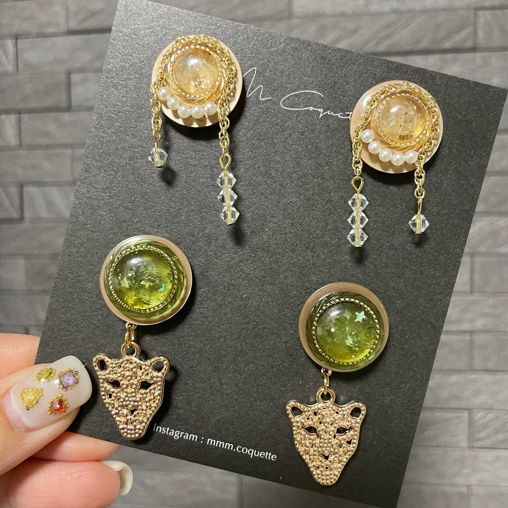 ヴィンテージボタンピアス2点セット｜M Coquette-編み物の個性的  