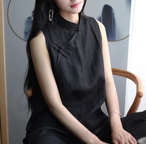 レディース トップス シャツ ブラウス 袖なし ノースリーブ チャイナ服風 かわいい 大人可愛い 上品 おしゃれ アジアン エスニック エキゾチック ガーリー 個性的 クール エレガント 存在感 ナチュラル 無地 春 夏 秋 ロングシーズン デート お出かけ イベント 女子会 休日 ショッピング コンサート ライブ お花見 カフェ ピクニック ランチ 異国風 プチプラ 普段使い 着回し インスタ映え フリーサイズ ワンサイズ カラバリ 白 ホワイト 黒 ブラック ベーシックカラー 大人カラー