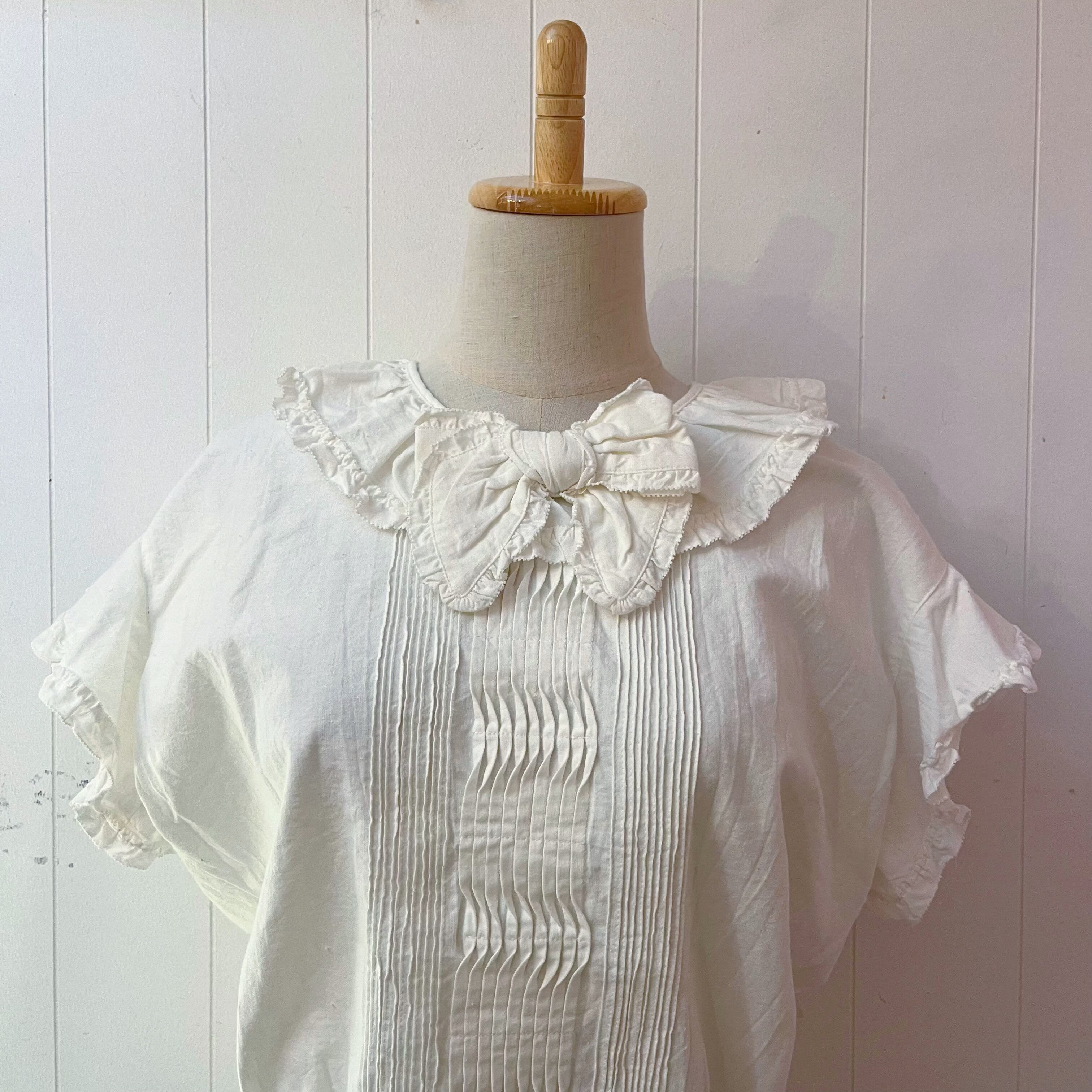 INGEBORG / frill collar ribbon blouse