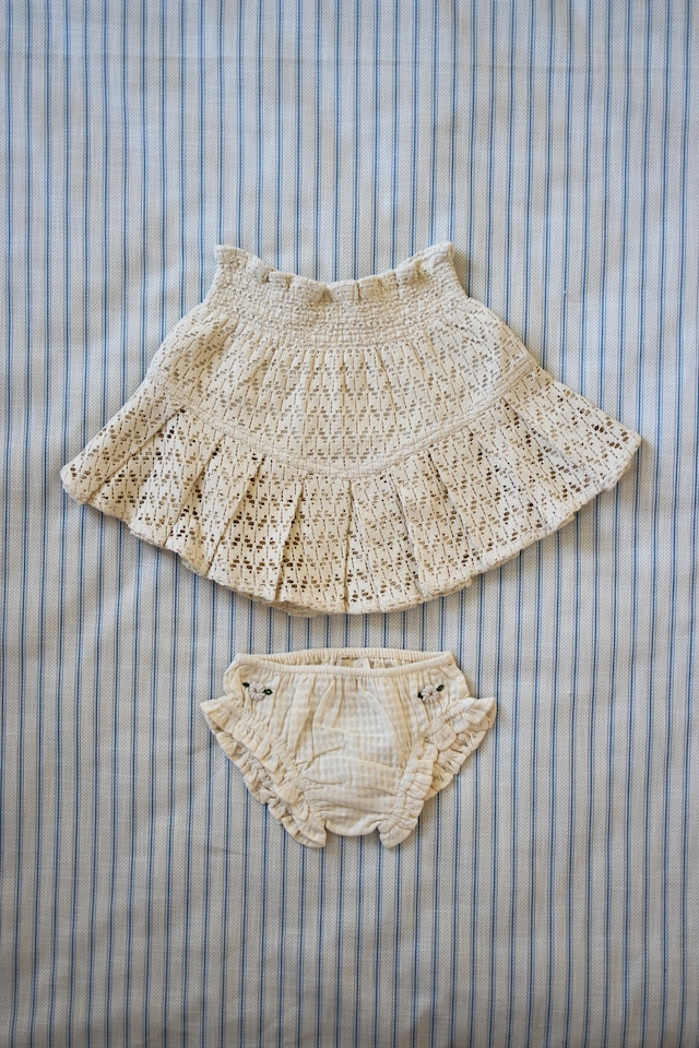 Bonjour Diary / Pleated Skirt with Panty - Natural Lace Fabric