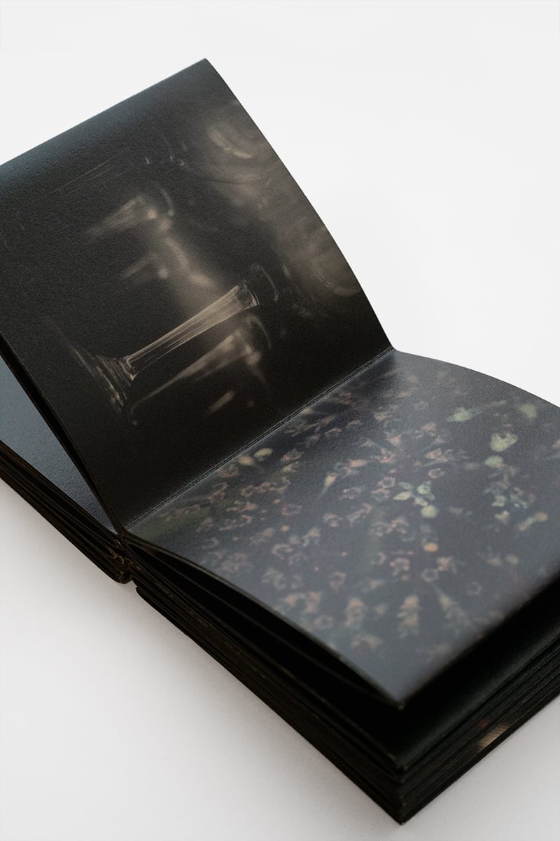 3冊セット】写真集「The Confined Room, No. 6」、ZINE | Fragments