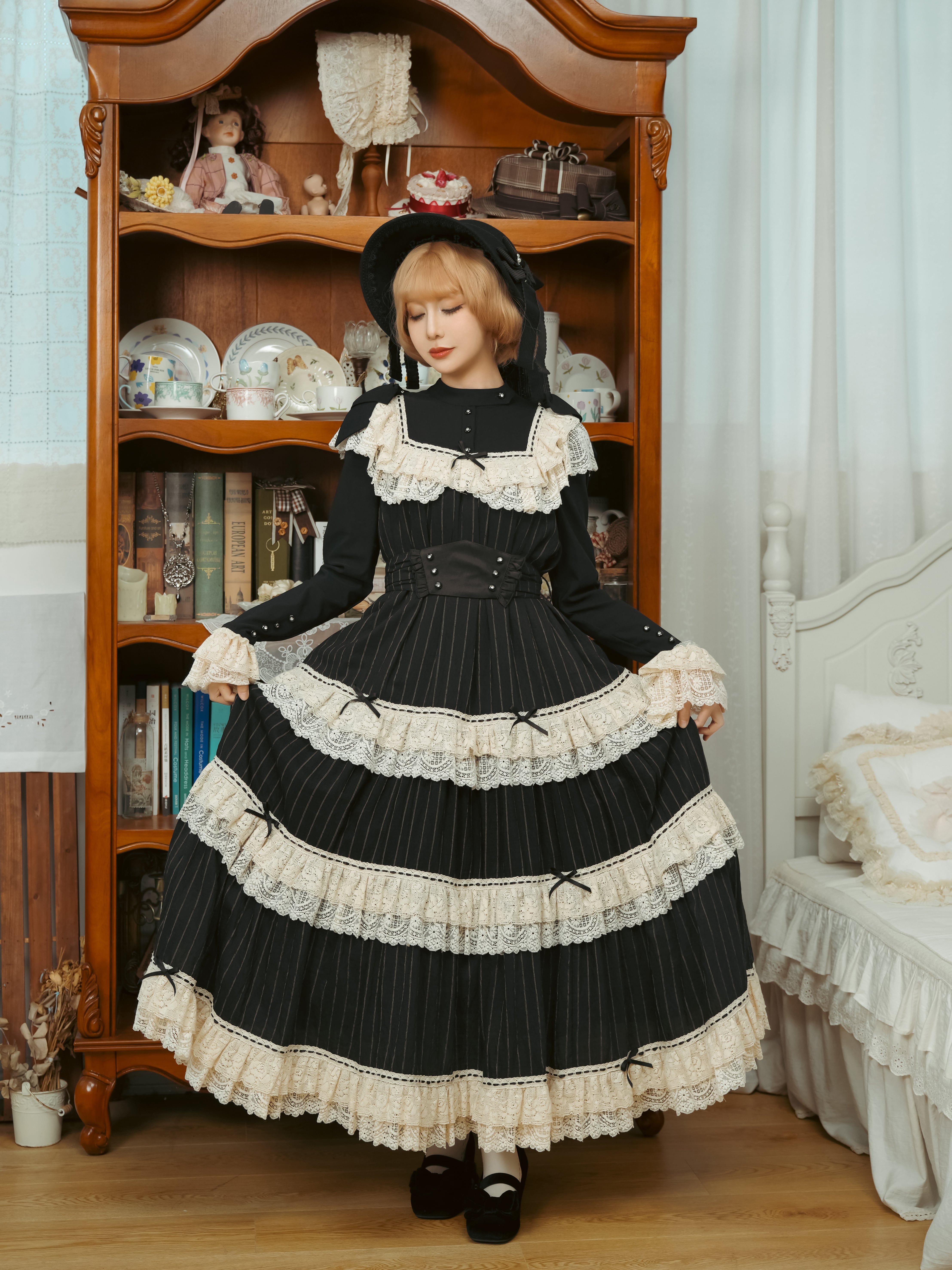 ホワイトナイツ ジェネオロジーワンピース | HoshibakoWorks