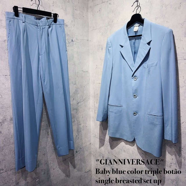 "GIANNI VERSACE"Baby blue color triple botão single breasted set up
