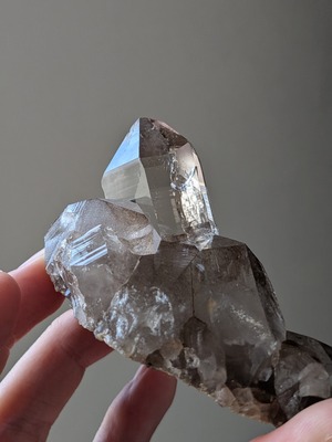 ヒマラヤ水晶・スモーキークォーツ ⭓ 原石クラスター ⭔ インド・マニハール産